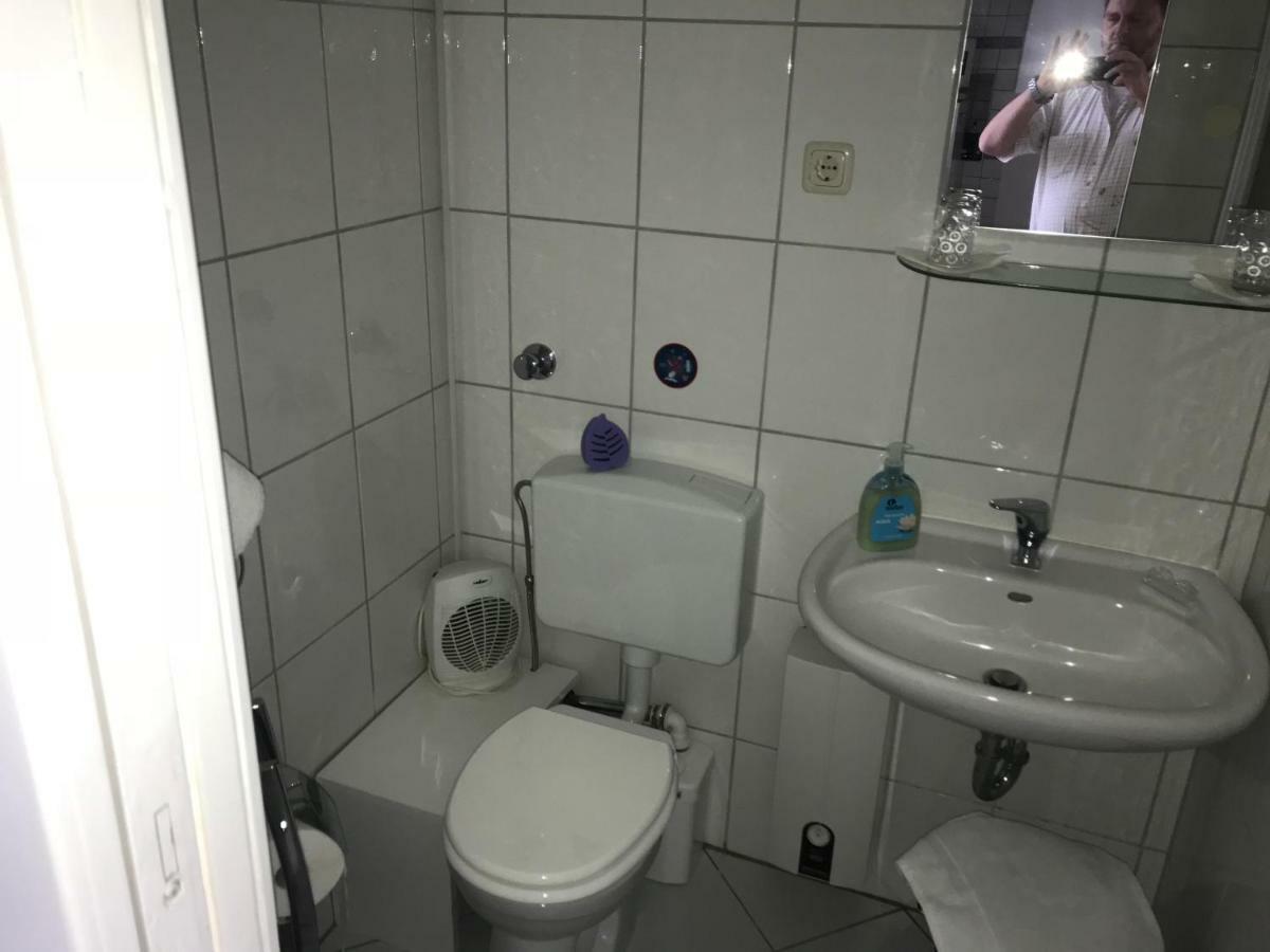 Ferienwohnung Wieneke Velbert Esterno foto